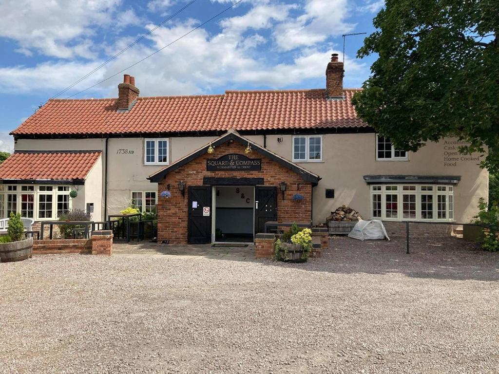 Hotel The Fountain At Tuxford & The Square And Compass Normanton On Trent Exteriér fotografie